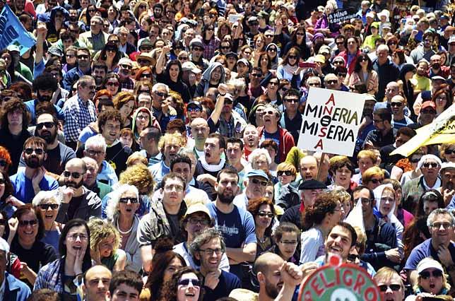 Paralizado el proyecto de mina de oro a cielo abierto en Corcoesto