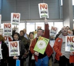 protesta contra el cielo abierto en Borobia